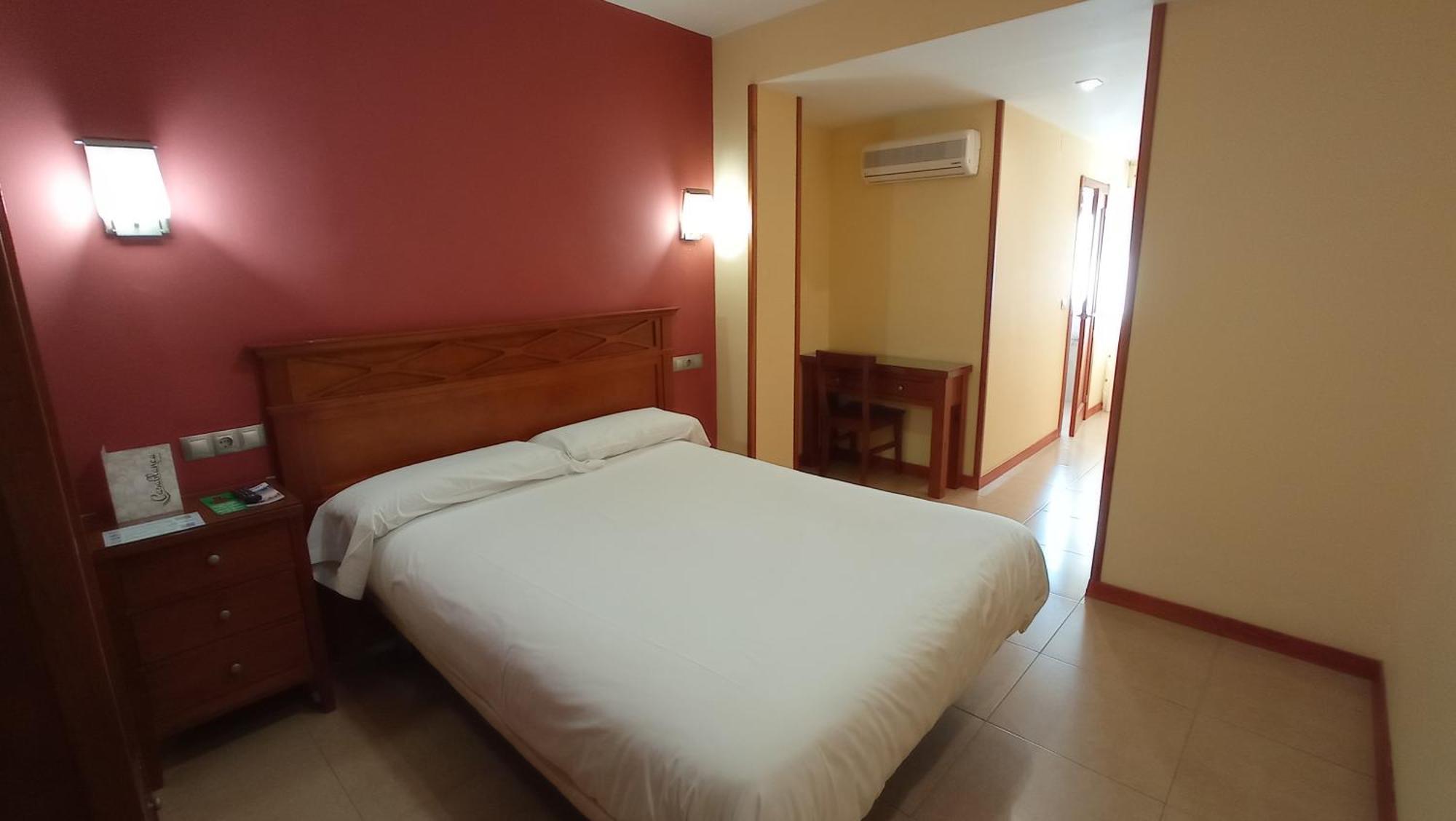 Pension Restaurante Casablanca Torreperogil الغرفة الصورة